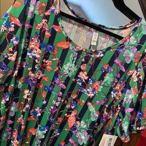 Lularoe Perfect T
